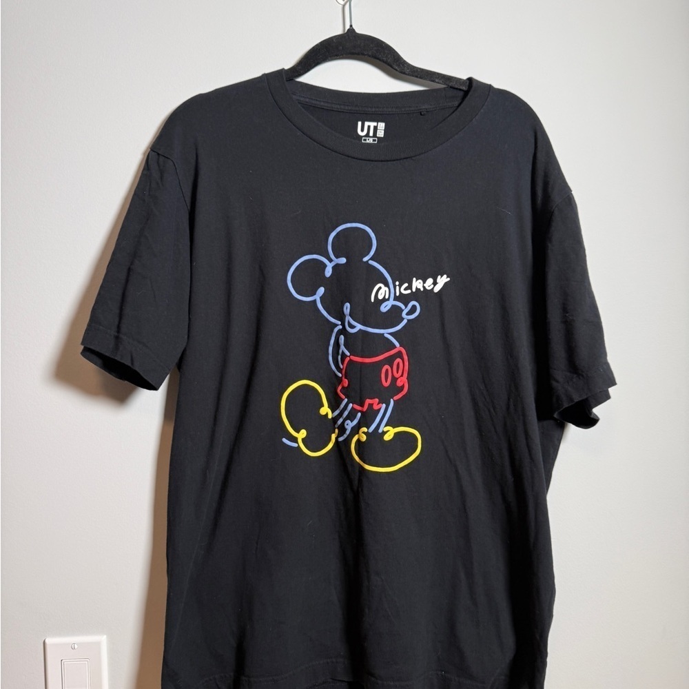 🐭‎ Uniqlo UT Disney Mickey Mouse T-Shirt Large Black Neon Sketch Graphic Tee